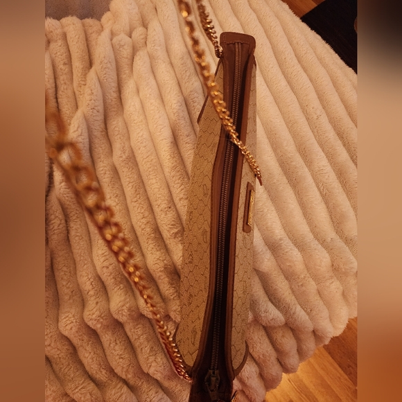 Christian Dior Honeycomb Bag Clutch - Picture 9 of 15